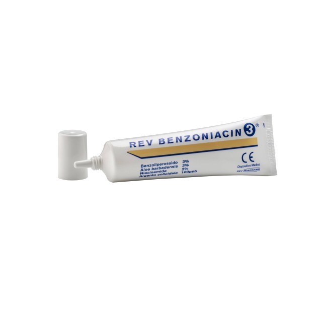 Rev Benzoniacin 3 Crema 30 Ml Rev Benzoniacin 3 Crema 30 Ml