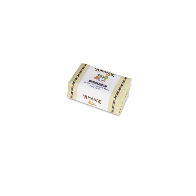 L'amande Marseille Sapone Vegetale Olio Mandorle Dolci 200 G L'amande Marseille Sapone Vegetale Olio Mandorle Dolci 200 G